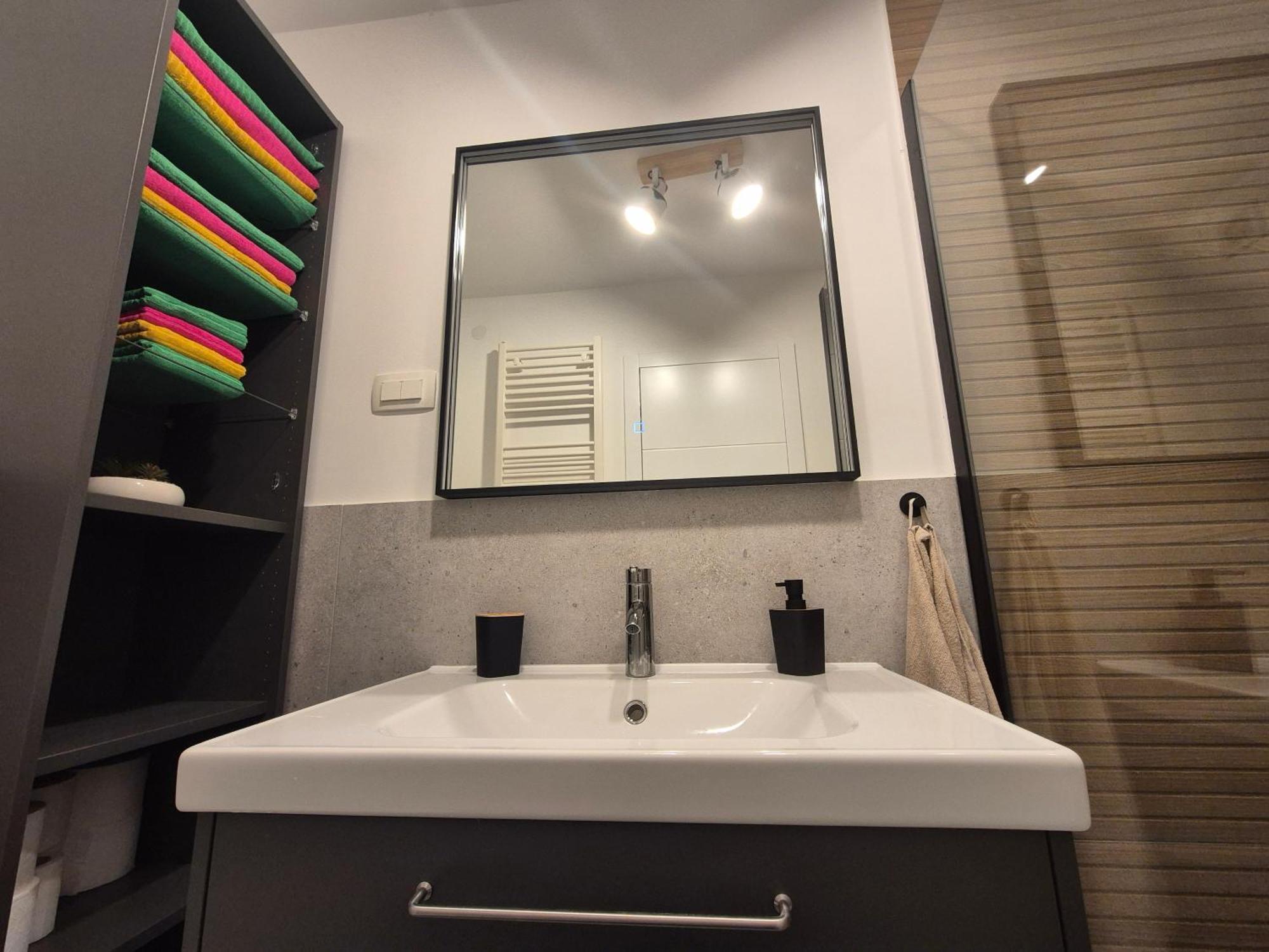 Ringpeace Apartment, Trnsko *